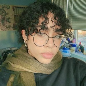 Meet your Posher, Jeralice